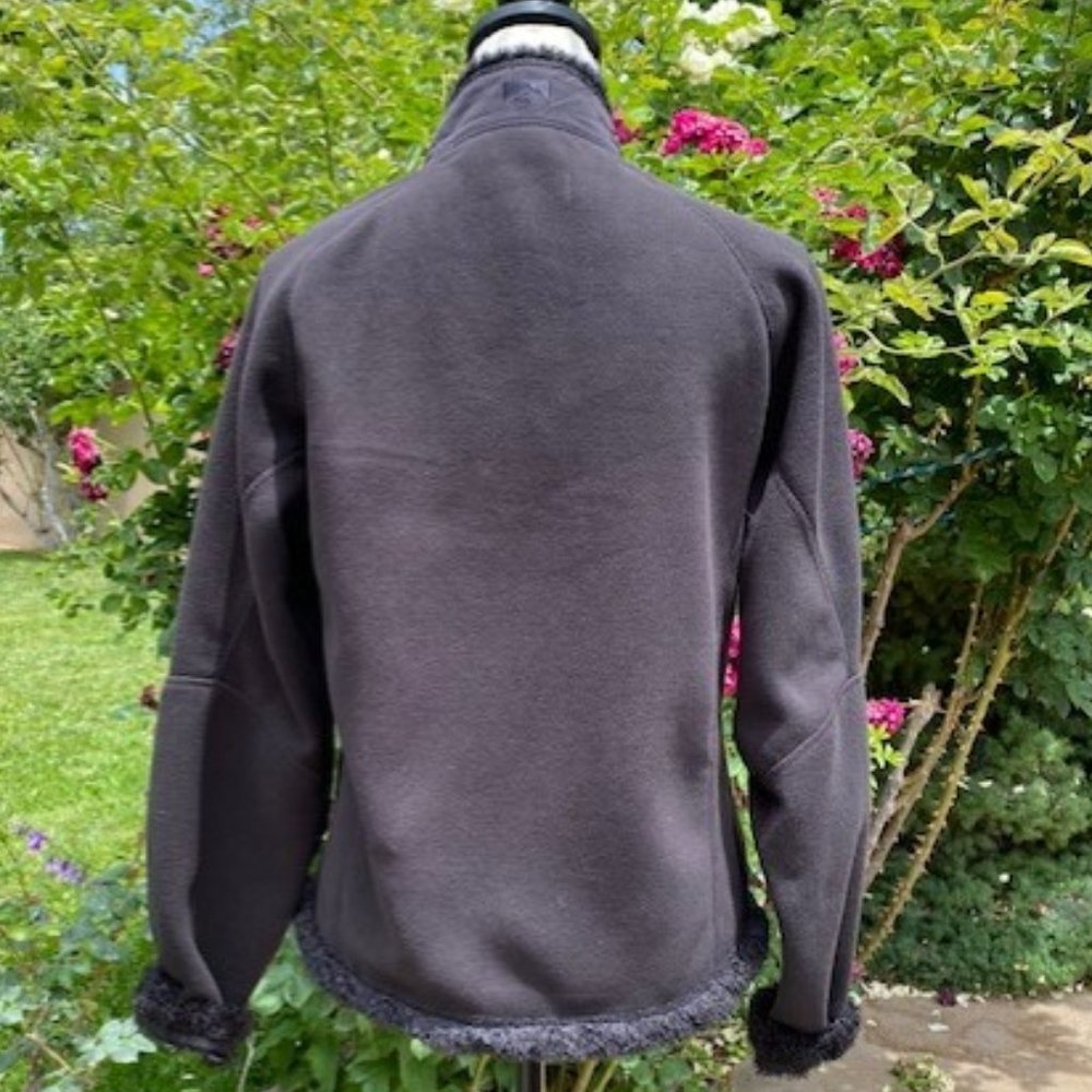 Winter Jacket - Picture 3 of 7